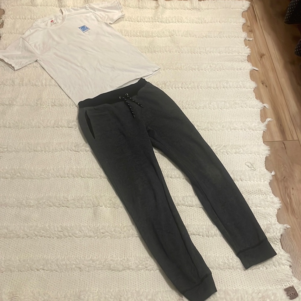 Old Navy joggers gray drawstring cotton boys size XL 14 16 Hanes surf T-shirt S